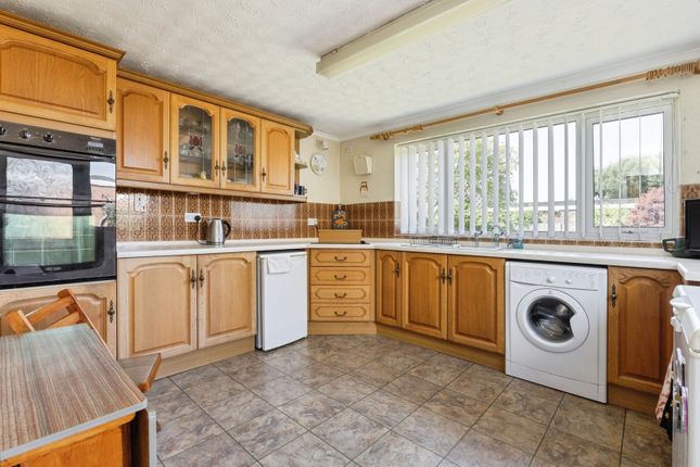 31, Hubbard Close, Norfolk photo 4