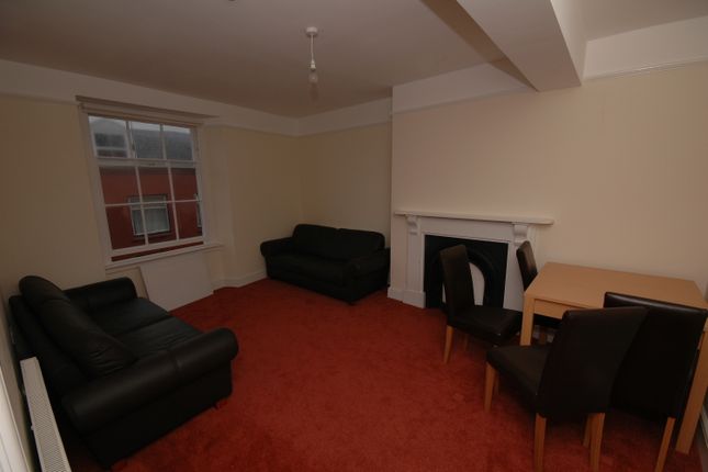 Flat 3, 10, Pier Street, Aberystwyth photo 2