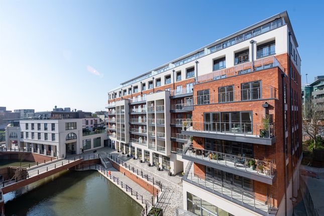 Thumbnail Flat for sale in Waterside Quarter, High Street, Maidenhead