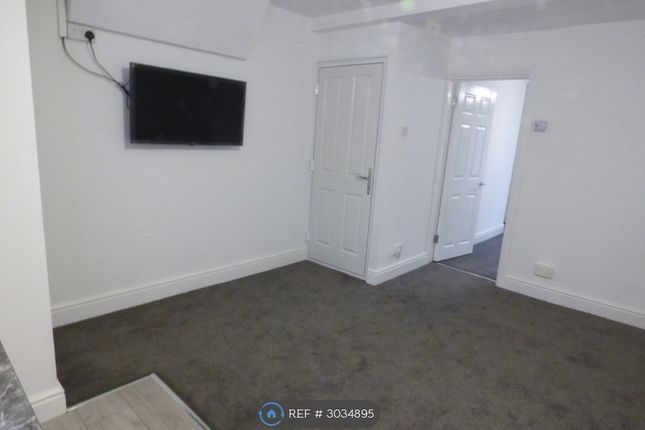 A Wennington Road, Rainham photo 2