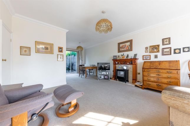 10, Tamarind Mews, Eaton photo 3