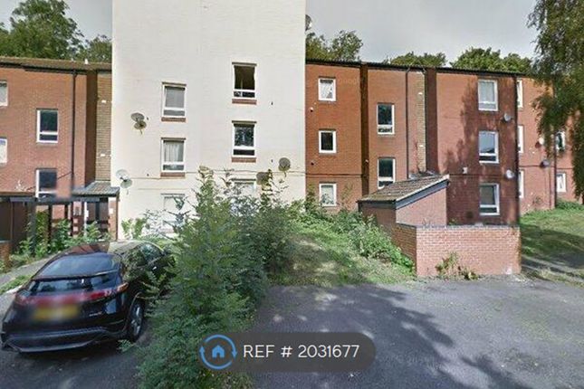 Flat to rent in Treetops, Northampton