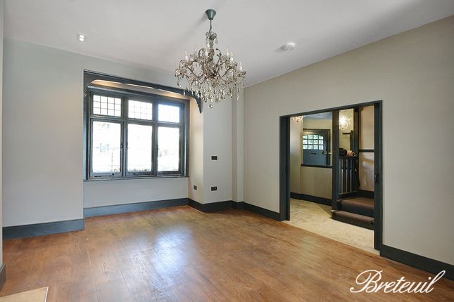 9, Daisy Lane, London photo 4