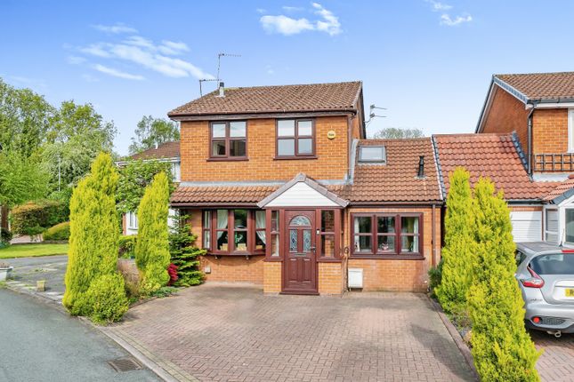 Thumbnail Detached house for sale in Willoughby Close, Warrington