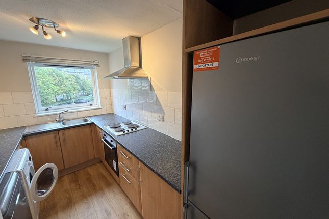 Flat Flat 5, 11, Riverview Gardens, Glasgow photo 4