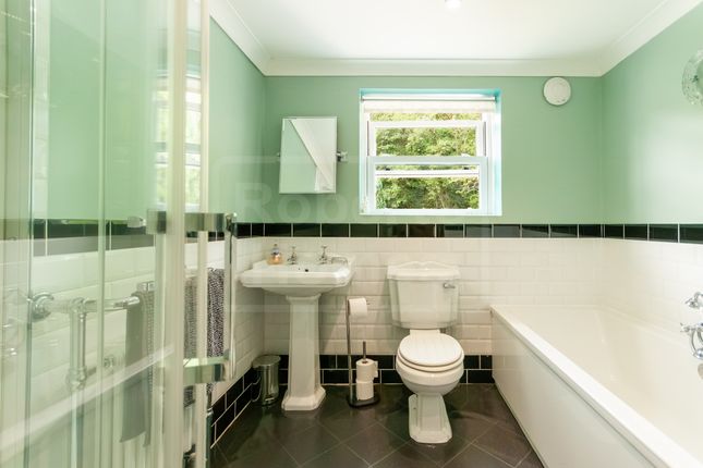 109 Heol Giedd, Swansea photo 4