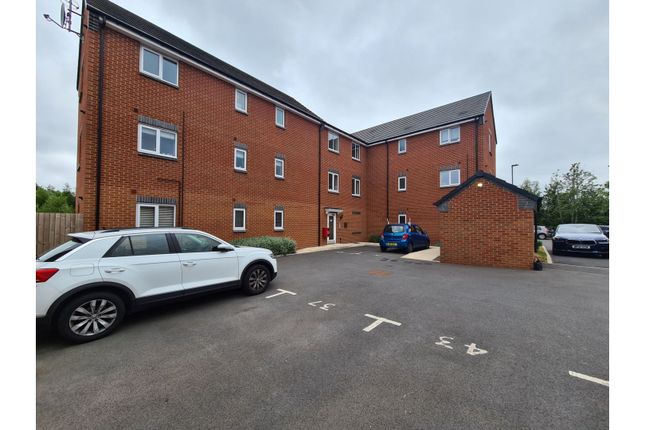 Thumbnail Flat for sale in Collis Close, Burntwood