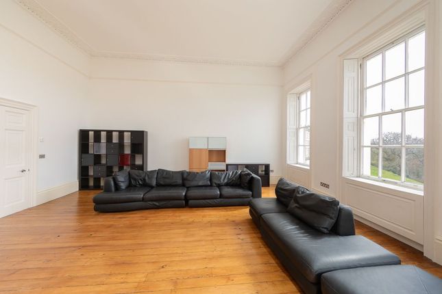 Flat to rent in Lansdown Crescent, Bath