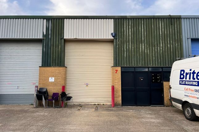 Thumbnail Light industrial to let in Unit 7, Orchard Industrial Estate, Christen Way, Maidstone, Kent