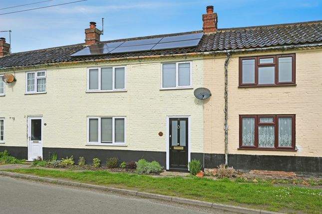 Terraced house for sale in School Road, Lessingham, Norwich