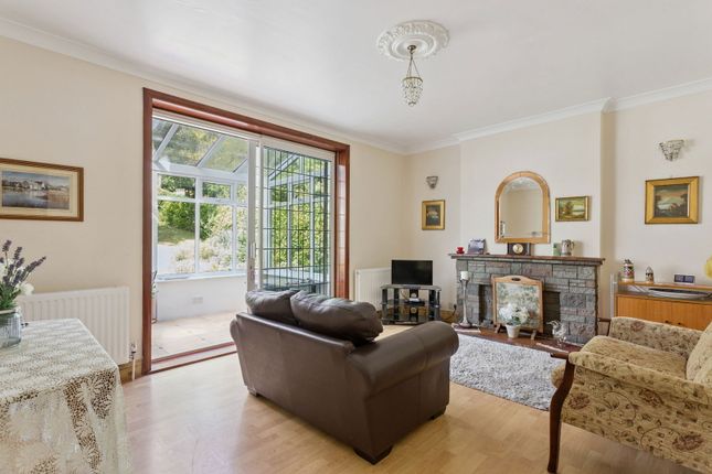 62, Carpenters Wood Drive, Chorleywood photo 3