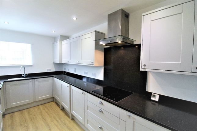 Terraced house to rent in Kilkenny Place, Portishead, Bristol