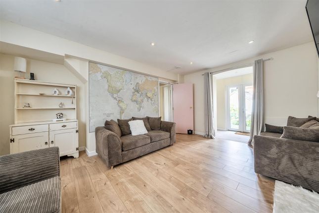 8, Station Road, Cullompton photo 4
