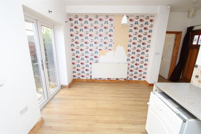 35, Bolton Lane, Bradford photo 5