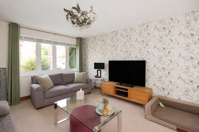 45, Kirby Avenue, Warwick photo 4