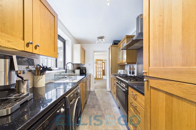6, Priory Grove, Kent photo 3