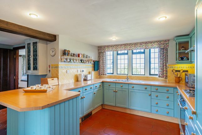 Upper Hyde House, Hyde, Chalford photo 4