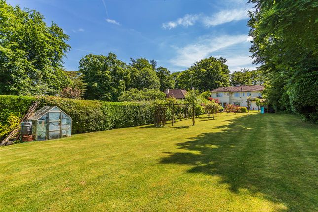 Woodlands, Guildford Road (Hawks Hill), Fetcham photo 2