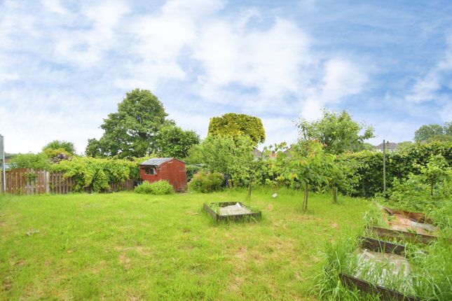 96, Orchards Way, Derbyshire photo 3