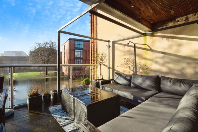 Flat 2, Ronnies Wharf, 6, Lyons Crescent, Tonbridge photo 2