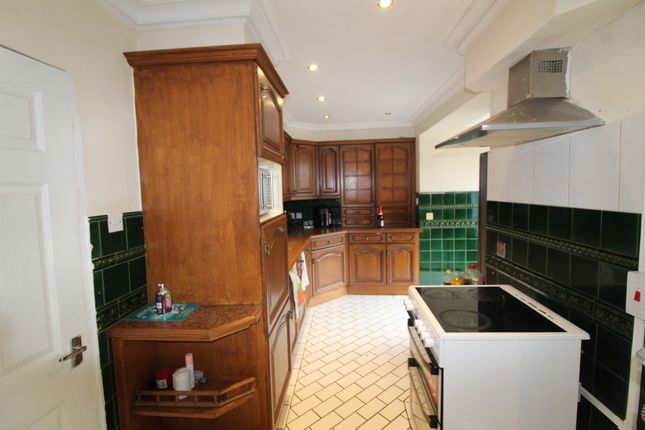 End terrace house for sale in Overton Road, London