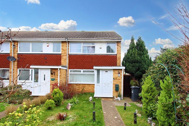 Thumbnail End terrace house for sale in Sark Close, Heston