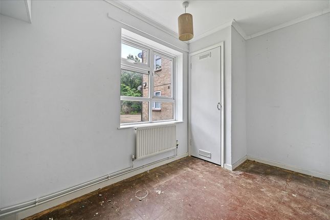 12, Harrington Court, Hertford Heath photo 4