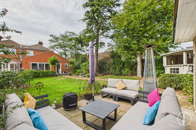 373 Hunts Pond Road, Fareham photo 4