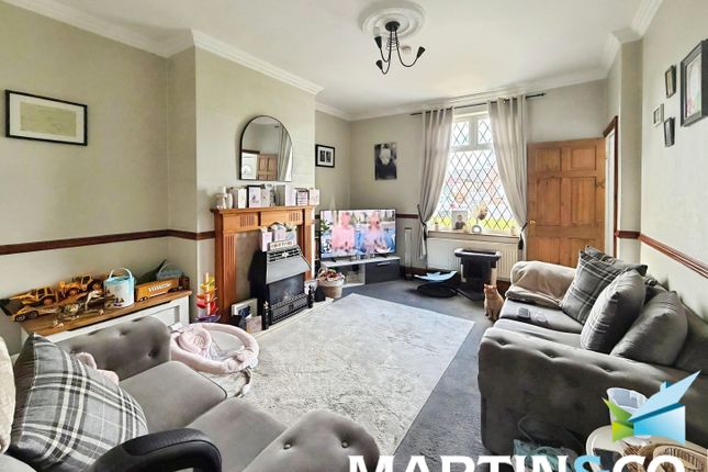 152, Bradford Road, Wakefield photo 2