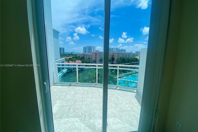 Property for sale in 3000 Ne 188th St # 702, Aventura, Florida, 33180, United States Of America