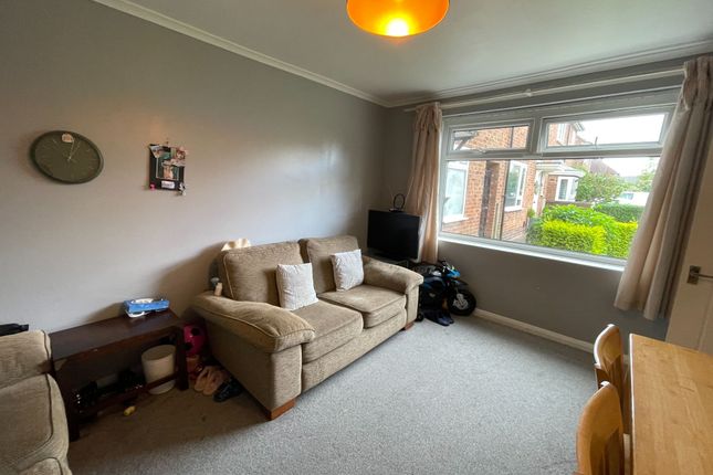 16 Summerfield Road, Manchester photo 2