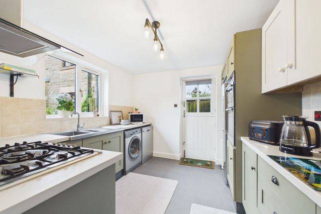 2 Annies Close, Matlock photo 2