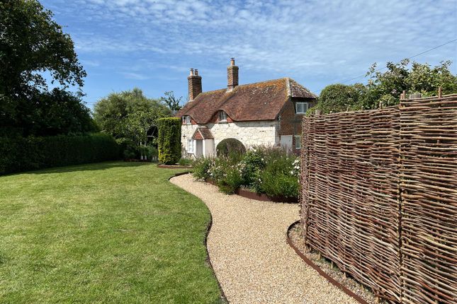 Elmlea, Warnes Lane, Brighstone photo 2