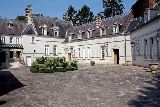 Property for sale in Cambrai, 59191, France, Nord-Pas-De-Calais, Cambrai, 59191, France