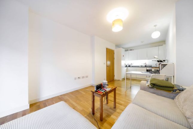 Thumbnail Flat for sale in Amelia Street, Elephant And Castle