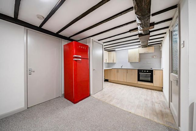 Basement Flat Kitchen