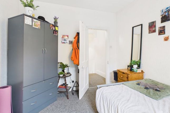 30 Brading Road, Brighton photo 4