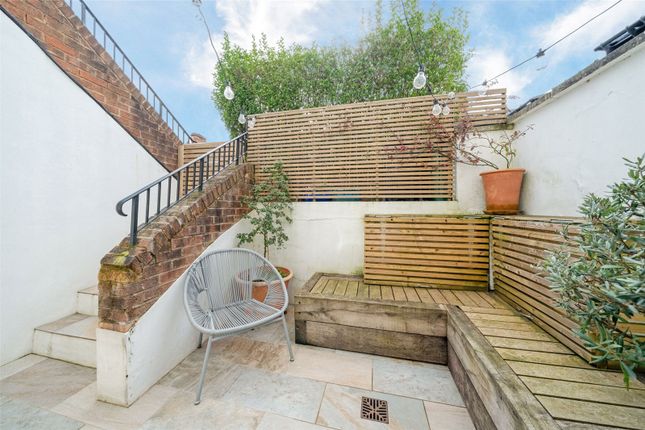 Thumbnail Flat for sale in Hillfield Road, West Hampstead