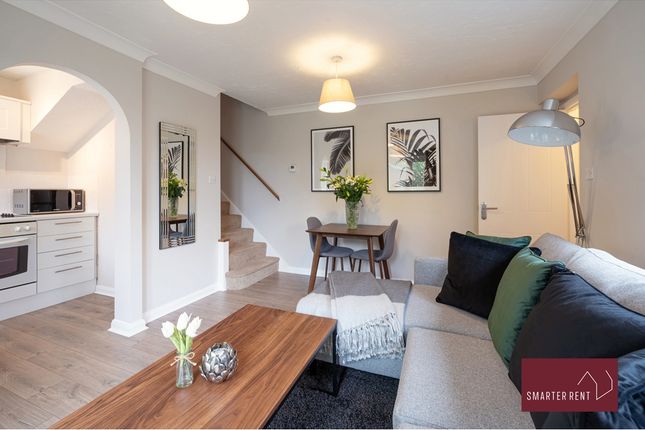 17, Milward Gardens, Bracknell photo 4