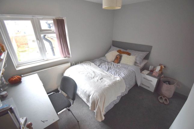 Erleigh Road, Reading photo 3
