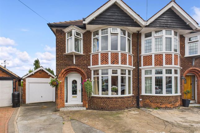 25, Hillcrest Avenue, Hessle photo 4