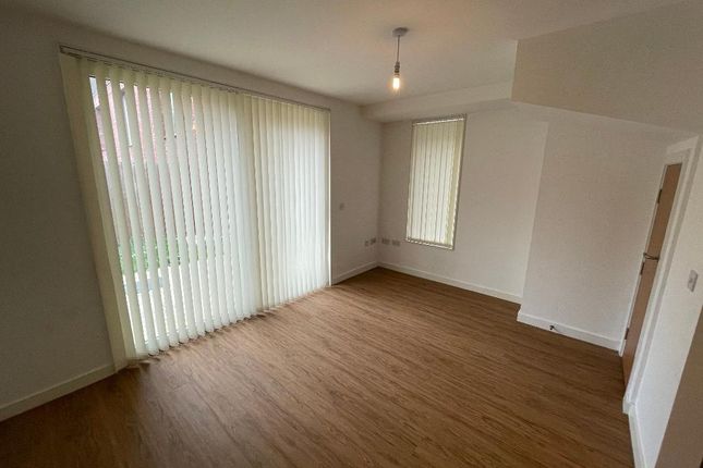 1, Leaf Street, Manchester photo 2