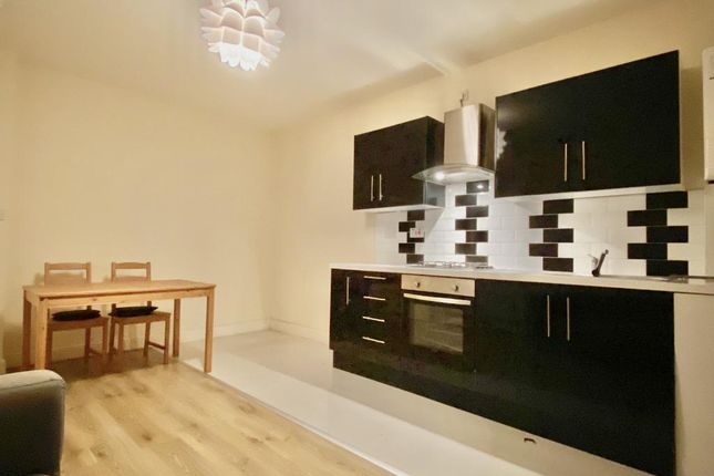 Thumbnail Flat to rent in Caxton Road, London