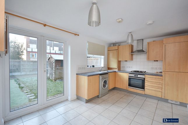14 High Street, Hornchurch photo 4
