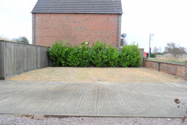 Detached bungalow for sale in Bridge Road, Sutton Bridge, Spalding, Lincolnshire