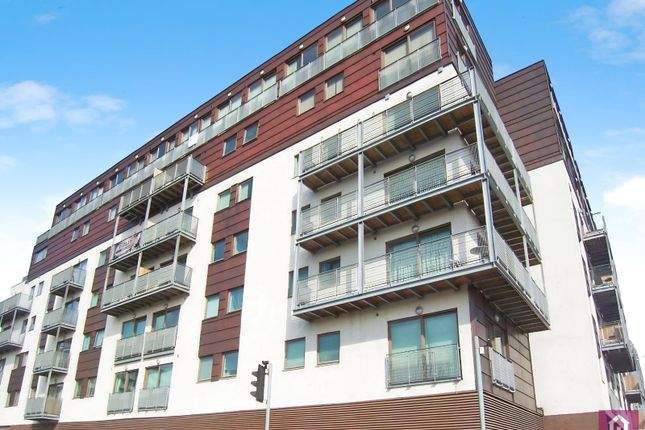 1-bed flat on 32, Advent House 1, New Islington, £130,000