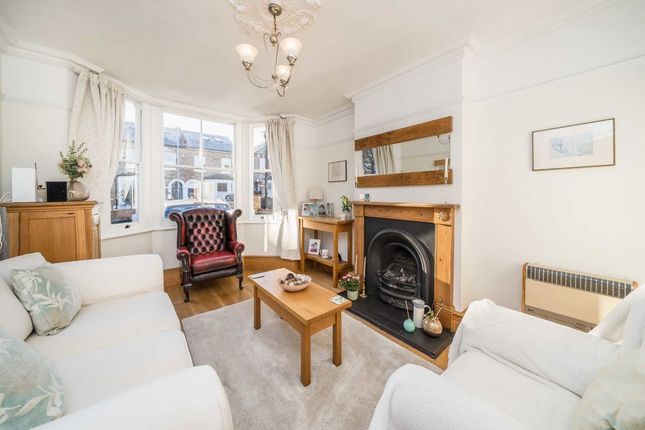 53, Gibbon Road, Kingston Upon Thames photo 2