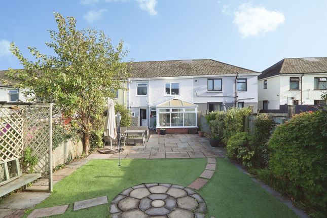 91, First Avenue, Caerphilly photo 2