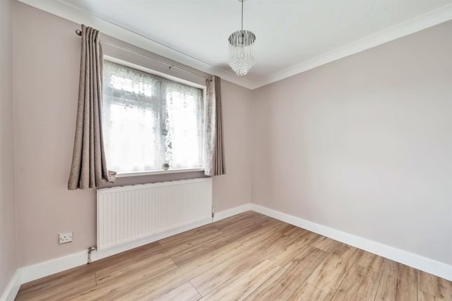 Terraced house for sale in Pheasants Croft, Maidenhead