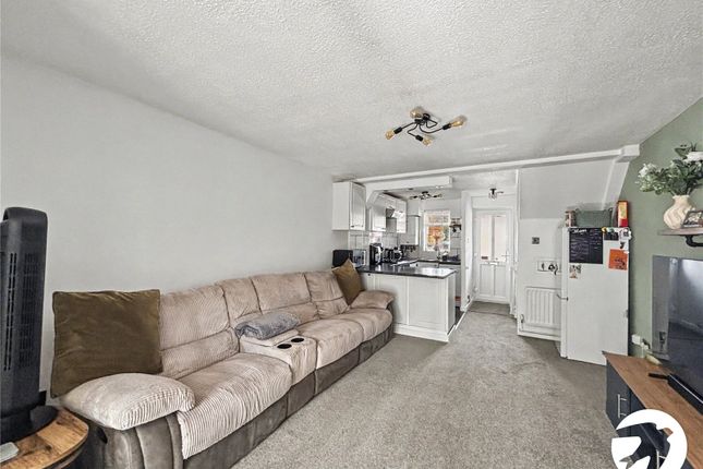 58, Savage Road, Kent photo 3